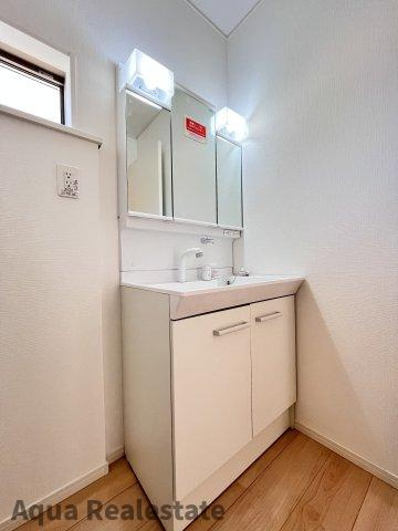 さぬき市志度の新築一戸建の独立洗面台|独立洗面台で身支度をすべて済ませてしまいましょう