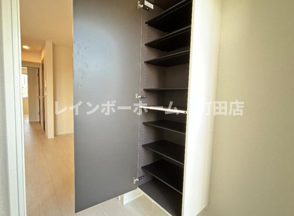 フルーリア※初期費用分割後払いサービス利用可能物件の玄関|※同施工会社参考画像