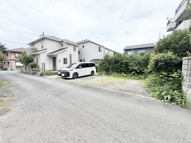 林パーキングの駐車場