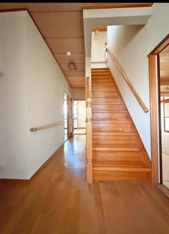 名取市上余田千刈田　中古戸建の内装