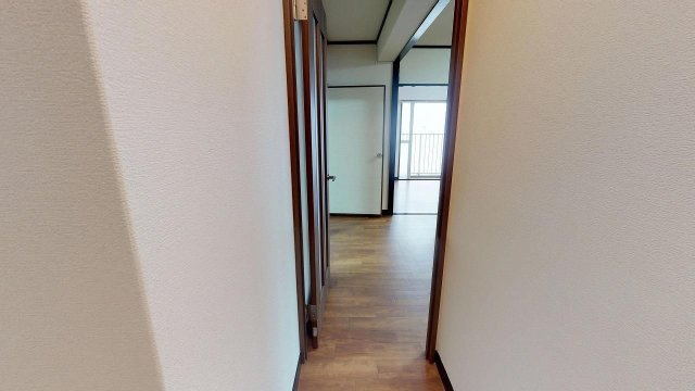 プランドール西小倉駅前の玄関