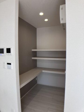 D-ROOM 中島の収納