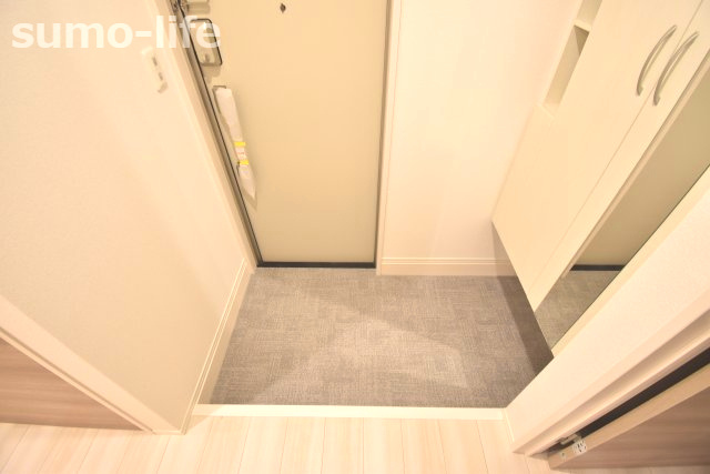 D-room立花の玄関