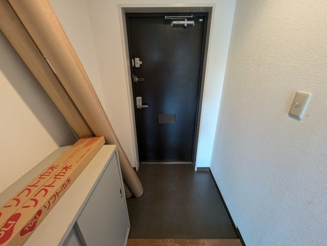 リプル豊中の玄関