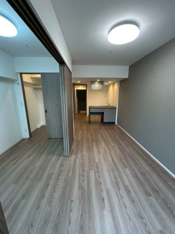 ルネフラッツ今池駅前Southの居間・リビング