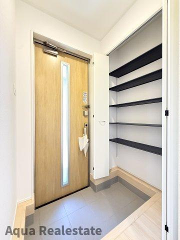 さぬき市志度の新築一戸建の収納|こまごまとしたものを収納できそうですね