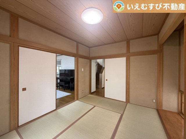 熊谷市見晴町　中古戸建の和室|すぐ横になれる和室は、みんながほっと一息つける空間
ちょっとした休憩や来客時、お子様のお世話にも大活躍しそうですね♪