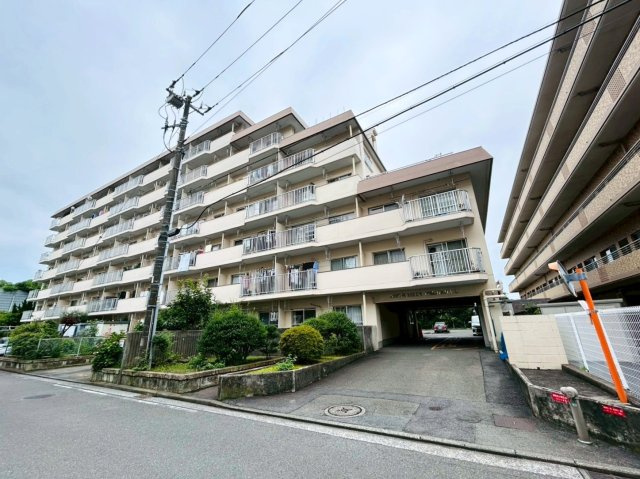 最上階・角部屋！これだけでまずイイでしょ？築年数を感じさせない仕様で生まれ変わった内装もナイスでしょ？シンプルだからこその良さが全開な【グリーンヒルズ横浜Ａ棟】リノベーション
