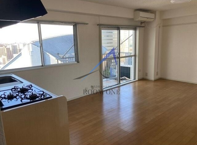 マンション雅叙苑1号棟の居間・リビング|洋室のお部屋です。