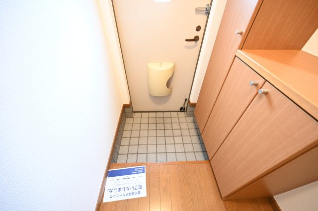 【玄関】 | エストリーヴ