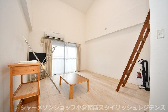 アソルティ徳力の居間・リビング