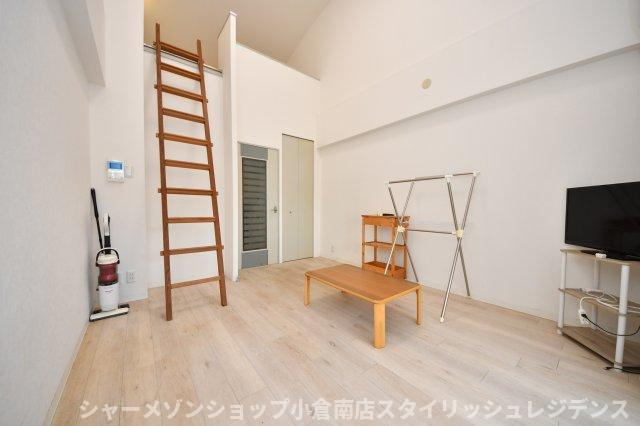 アソルティ徳力の居間・リビング
