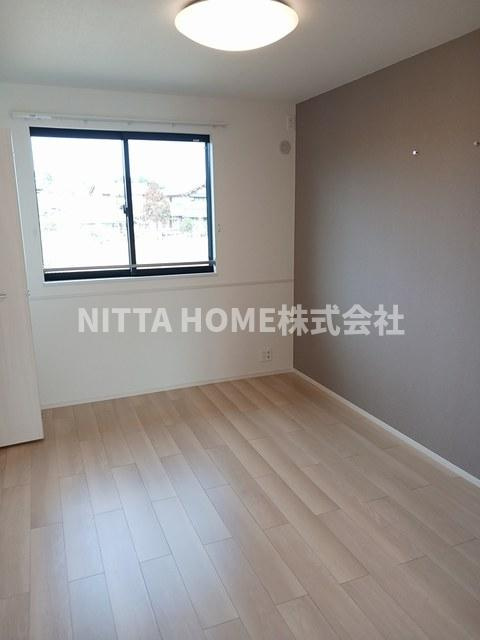 アンソレイエ高浜Ⅲの内装|南向き日当たり良好のお部屋です＊