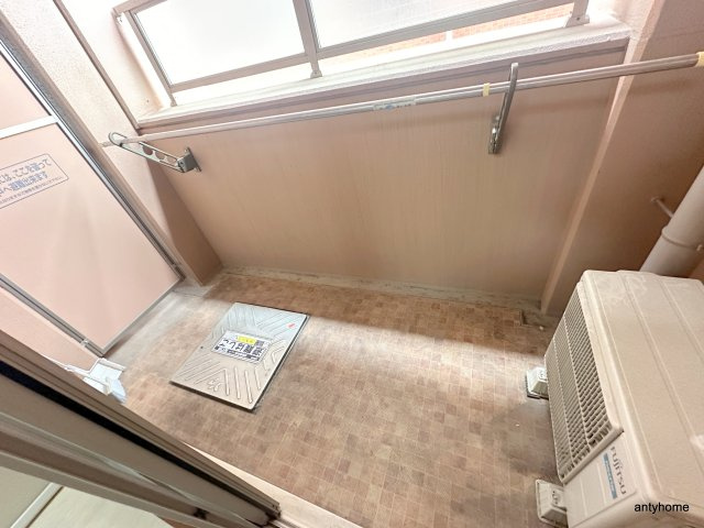 CITY SPIRE桜川2　仲介手数料無料のバルコニー
