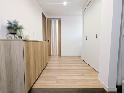 【玄関】 | 久喜市上内　カーポート付き　3LDK