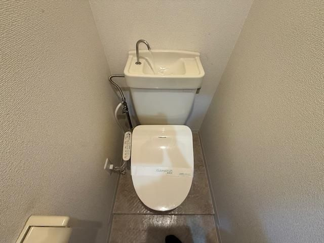 相模原市中央区横山３丁目の賃貸マンションのトイレ