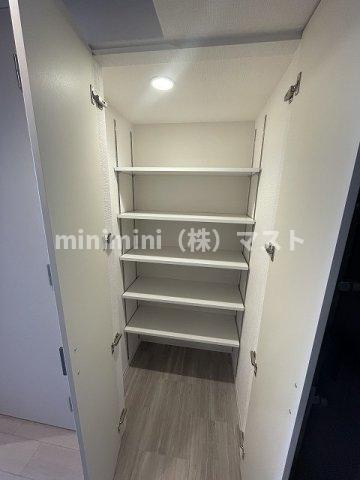 シャテーニュ上本町の収納