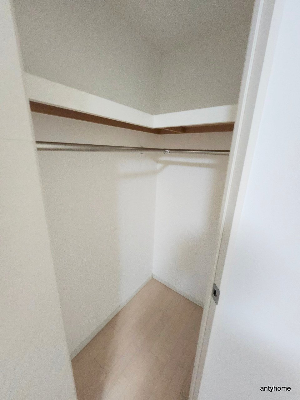クラウンハイム北心斎橋フラワーコート　仲介手数料無料の収納