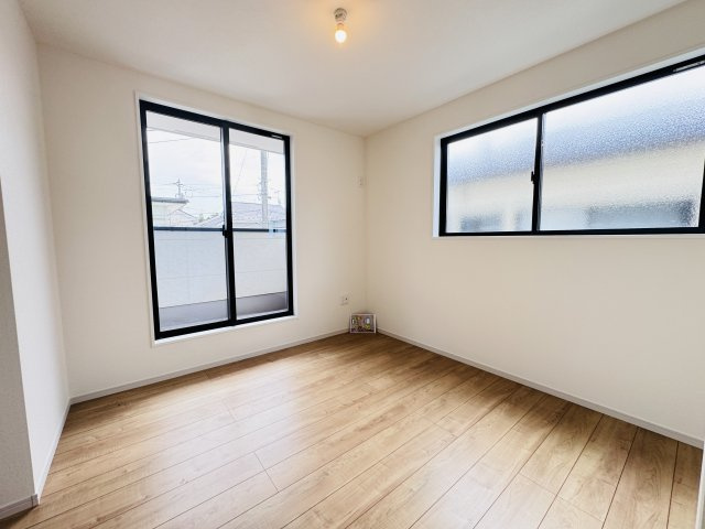 市川市柏井町１丁目新築戸建（柏井町２期）の子供部屋|5.7帖洋室