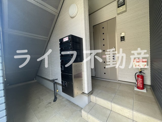 Nicewell鴻池のエントランス