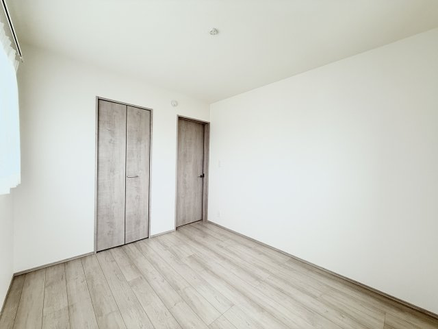 ハートフルタウン参野町の洋室|2階 約5.25帖の洋室は、コンパクトな空間でお子様のお部屋として活用できますよ♪