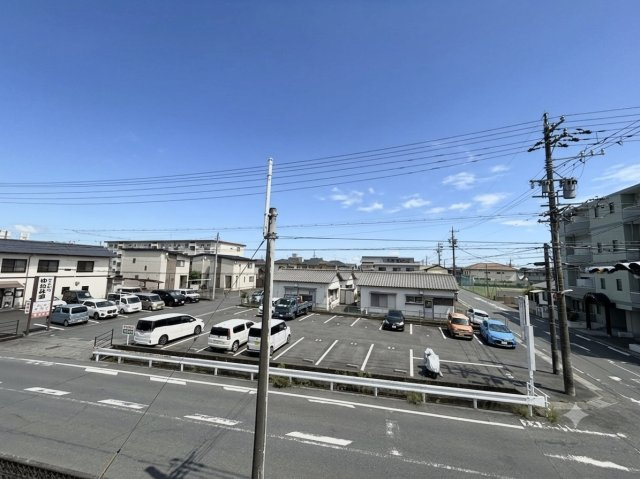 ハートフルタウン参野町の展望|閑静な住宅街が広がる風景です。