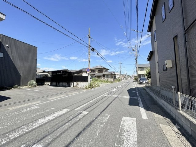 ハートフルタウン参野町の前面道路含む現地写真|物件前の道路になります。