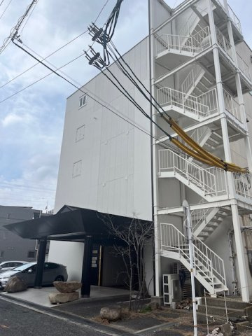 総社市中央１丁目の店舗一部