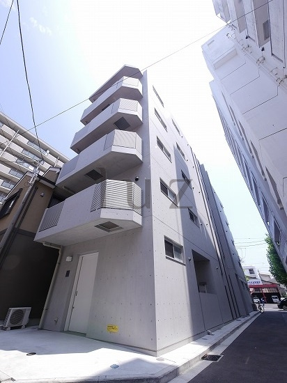 オープレ鶴見の外観
