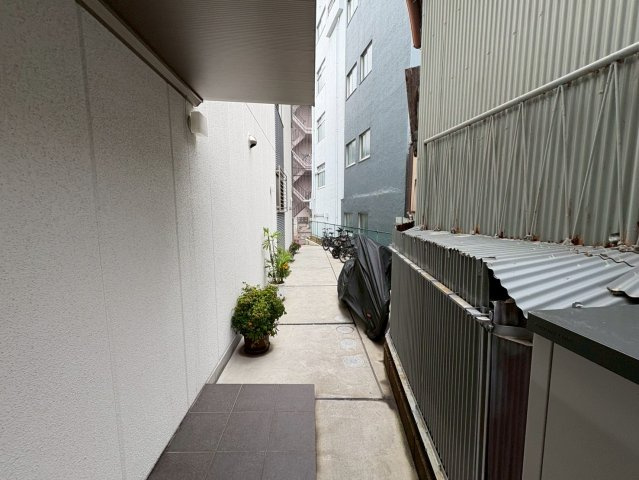 キャトルセゾン豊中本町のロビー