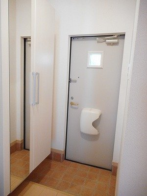 【玄関】 | パルメゾン