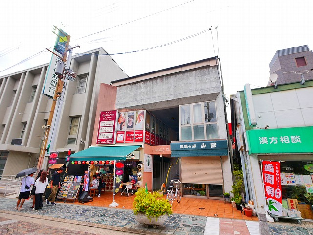 山田ビル（角振町）の周辺
