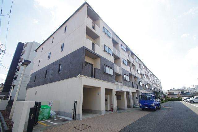 Ｌ－ｃｏｍｍｕ＋ＰＬＵＳ相模大野の外観|他号室の写真です。