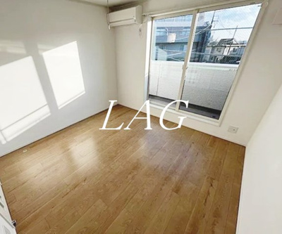 【居間・リビング】 | レガーロ菊名 | 洋室のお部屋です。