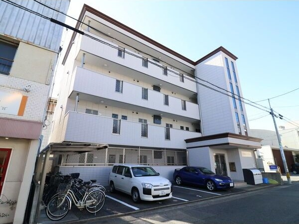クレア桜山