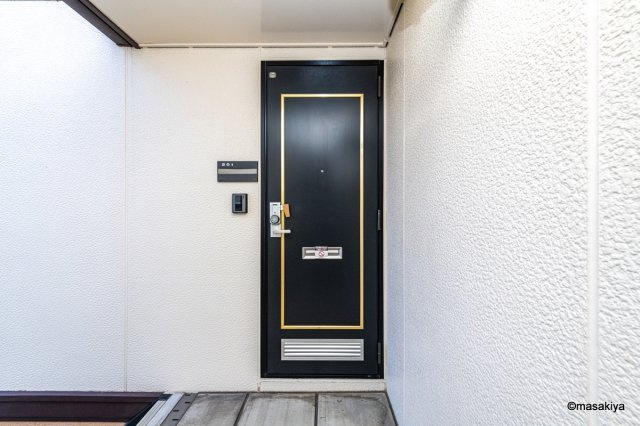 メゾンパーク東和田のエントランス