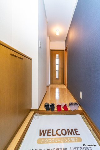 メゾンパーク東和田の玄関