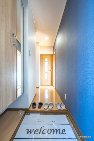 メゾンパーク東和田の玄関