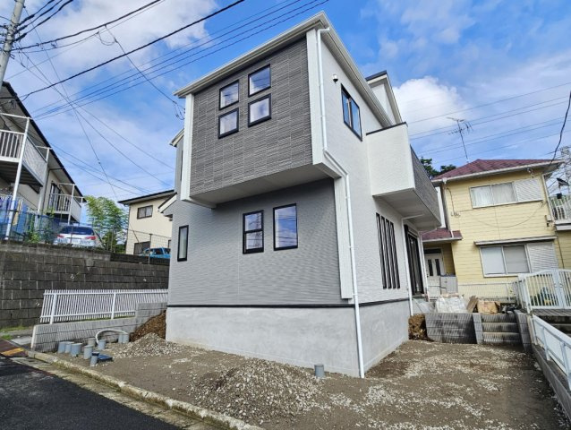 横浜市瀬谷区阿久和東2丁目 新築戸建て【仲介手数料無料】カースペース2台
