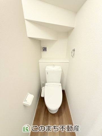 リガーレ宇都宮市石井町6期のトイレ|同社施工物件の写真です。※建具やフローリング、その他仕様が違う場合がございます。