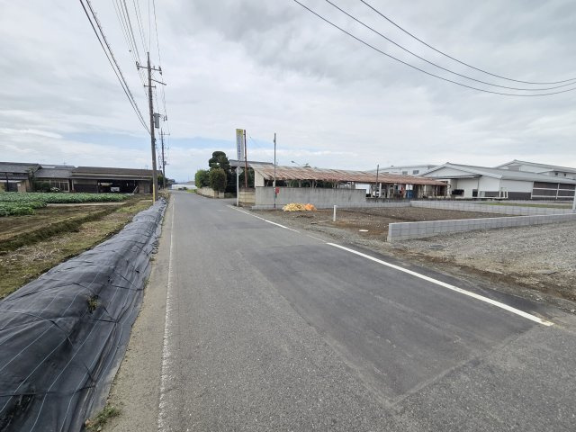 新築　太田市大原町第9　2号棟　Cradle Gardenの前面道路含む現地写真|現地写真　西側前面道路幅員約5.48ｍ