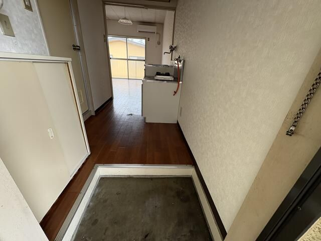 サンハイツ田倉の玄関