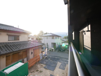 【展望】 | 甲斐市富竹新田 オール電化新築戸建 車3台・長期優良住宅 | バルコニーより西側を望む