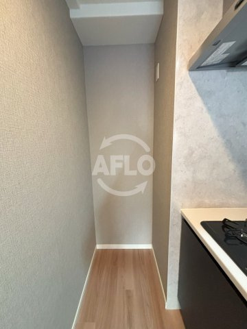S-RESIDENCE大阪上本町の収納|S-RESIDENCE大阪上本町　キッチン