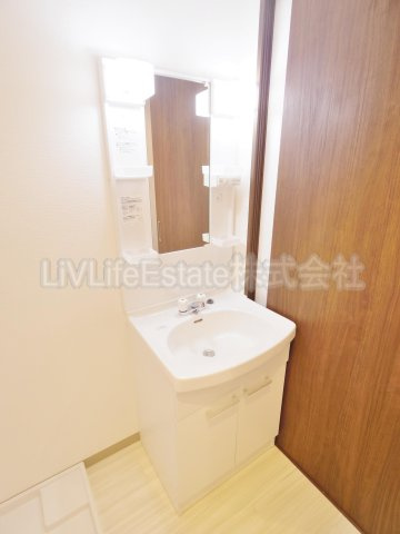 西東京市富士町４丁目の賃貸マンションの洗面所