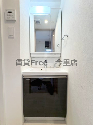 【独立洗面台】 | IW RESIDENCE大阪CREST TAPP　仲介手数料無料