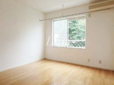 【居間・リビング】 | フジハイツ６号館 | 洋室のお部屋です。
