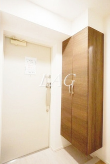 【玄関】 | ＡＲＴ　ＲＥＳＩＤＥＮＣＥ　ＫＡＷＡＧＵＣＨＩ | 玄関です。