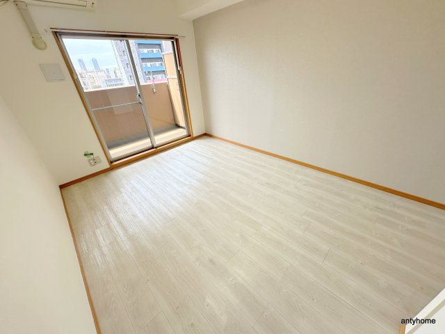 CITY SPIRE難波WEST　仲介手数料無料の洋室