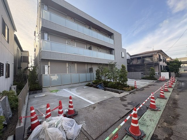 リラフォート本八幡の駐車場